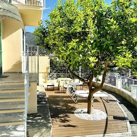 Beautiful In דירה *